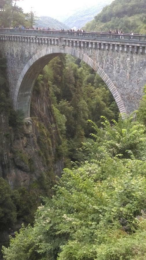 リュス・サン・ソヴァールT2 De L'Yseアパートメント エクステリア 写真